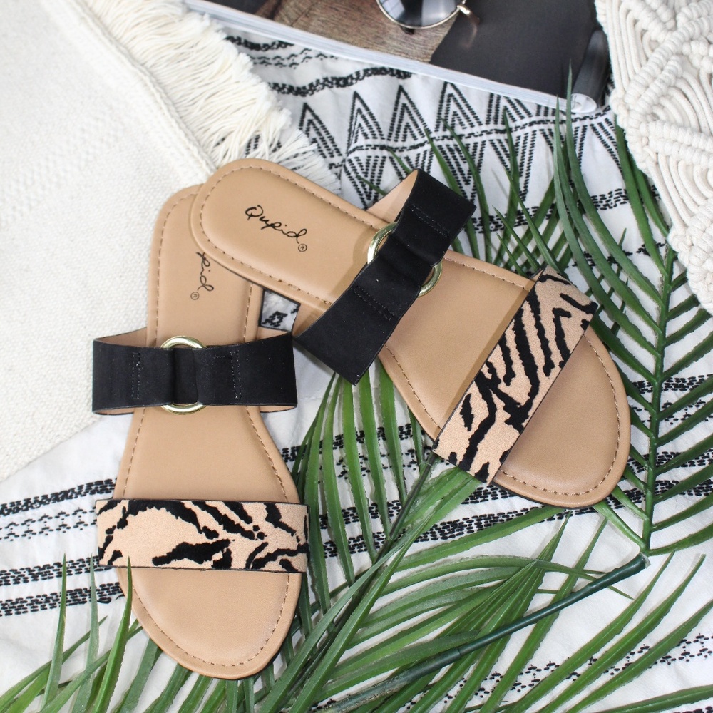 🚨//The Palms// Animal print Sandal - Picture 3 of 5